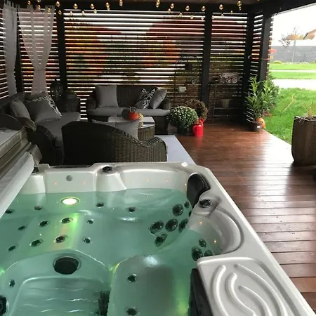 빌라 Orchardhouse Farmhouse, Wellness *